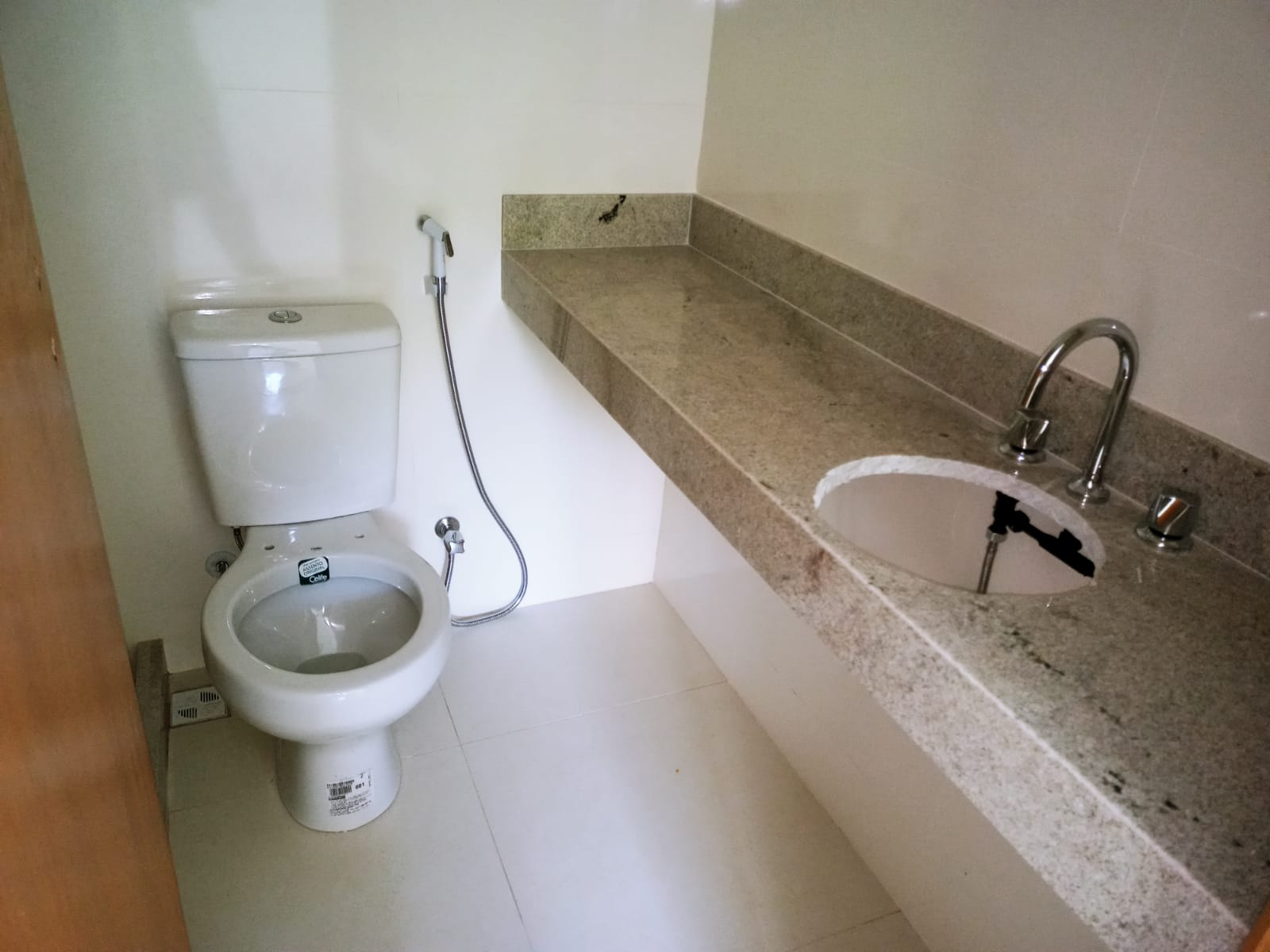 Apartamento à venda com 3 quartos, 102m² - Foto 7