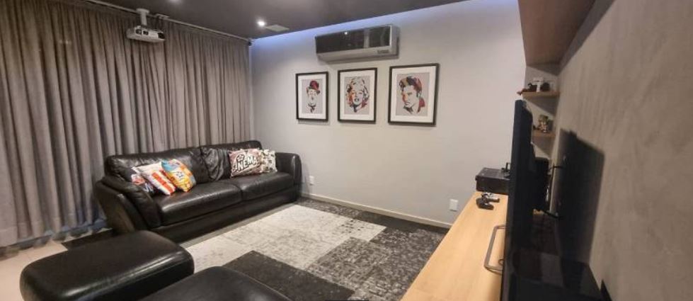 Casa de Condomínio à venda com 3 quartos, 200m² - Foto 13