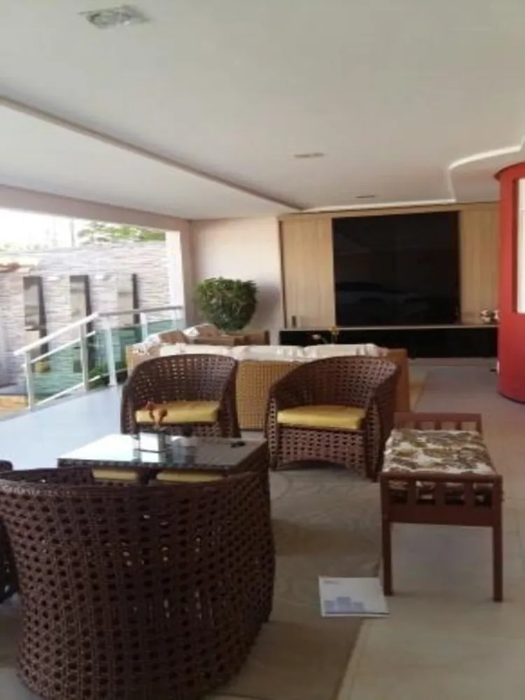 Casa, 4 quartos, 392 m² - Foto 2