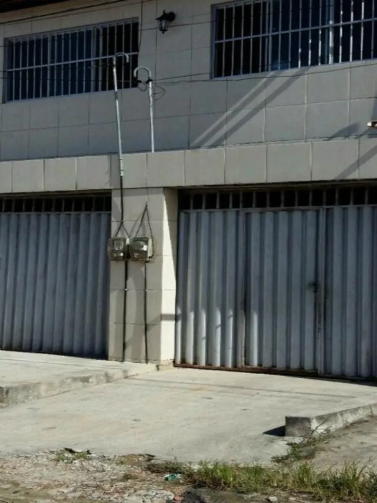 Casa, 4 quartos, 260 m² - Foto 1