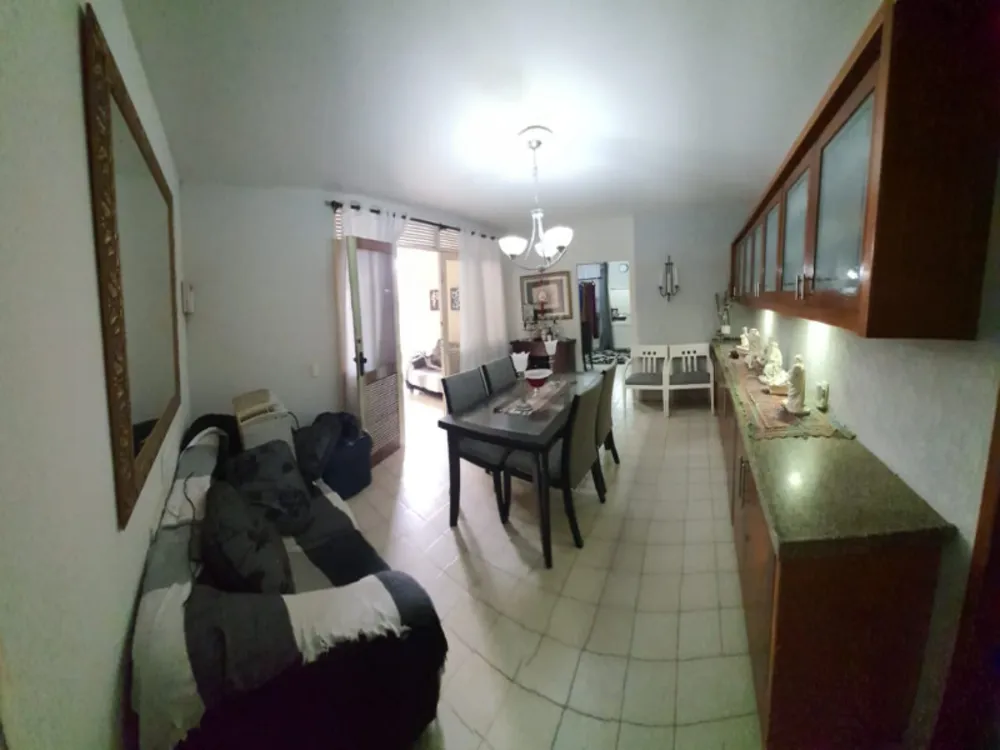 Casa, 3 quartos, 300 m² - Foto 3