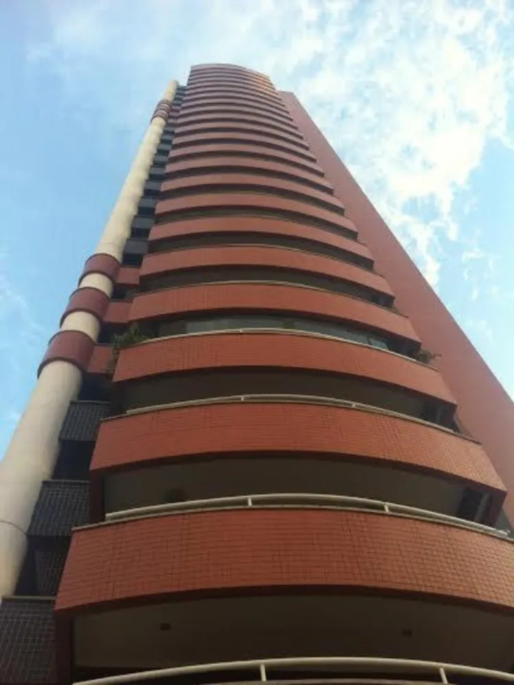 Apartamento, 3 quartos, 178 m² - Foto 1