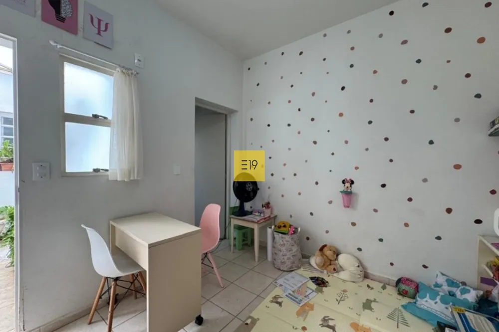 Casa, 2 quartos, 272 m² - Foto 4