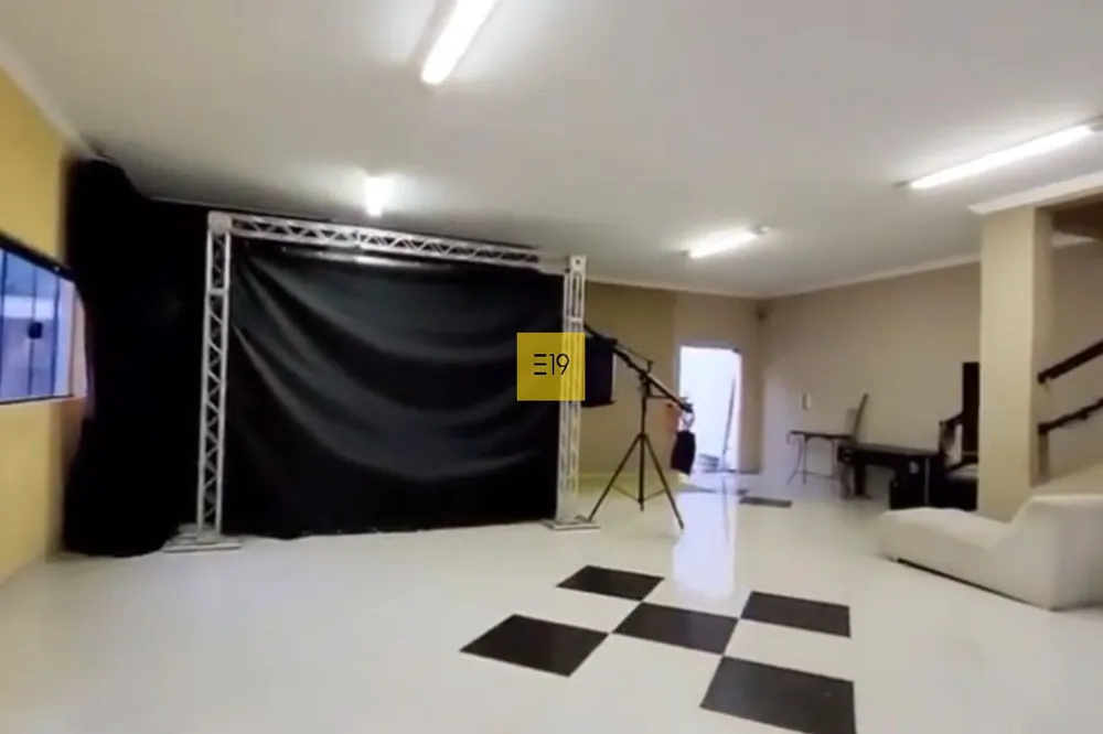 Casa, 5 quartos, 327 m² - Foto 4