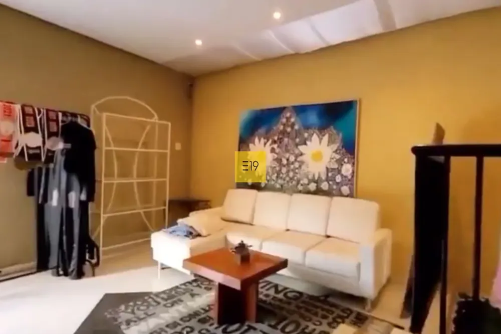 Casa, 5 quartos, 327 m² - Foto 2