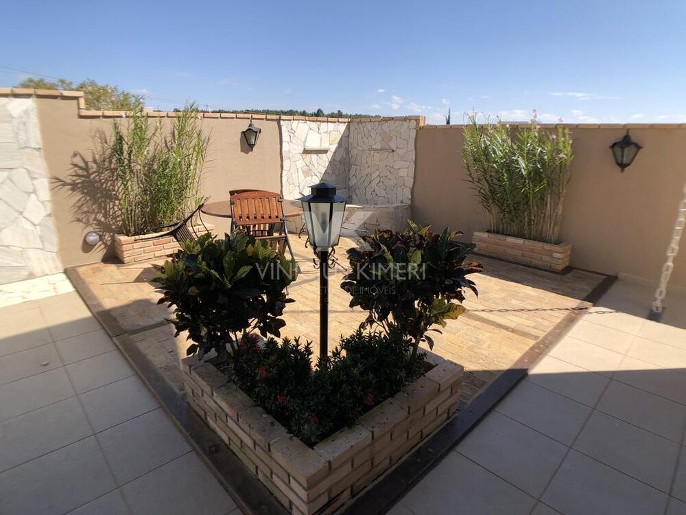 Casa, 3 quartos, 249 m² - Foto 14