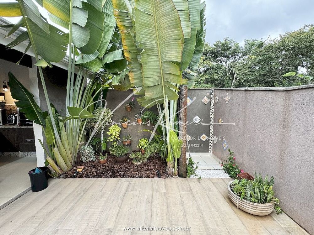 Casa de Condomínio à venda com 3 quartos, 219m² - Foto 25