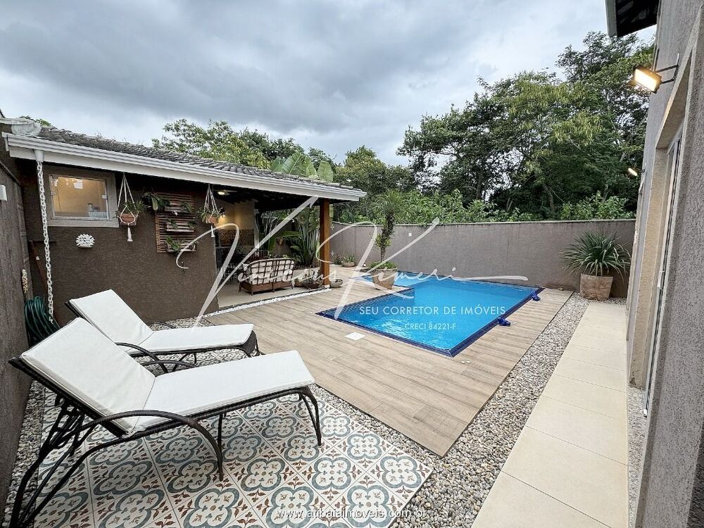 Casa de Condomínio à venda com 3 quartos, 219m² - Foto 13