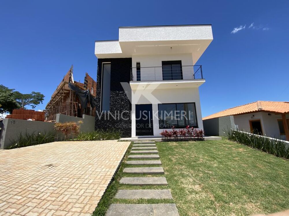 Casa à venda com 3 quartos, 213m² - Foto 4
