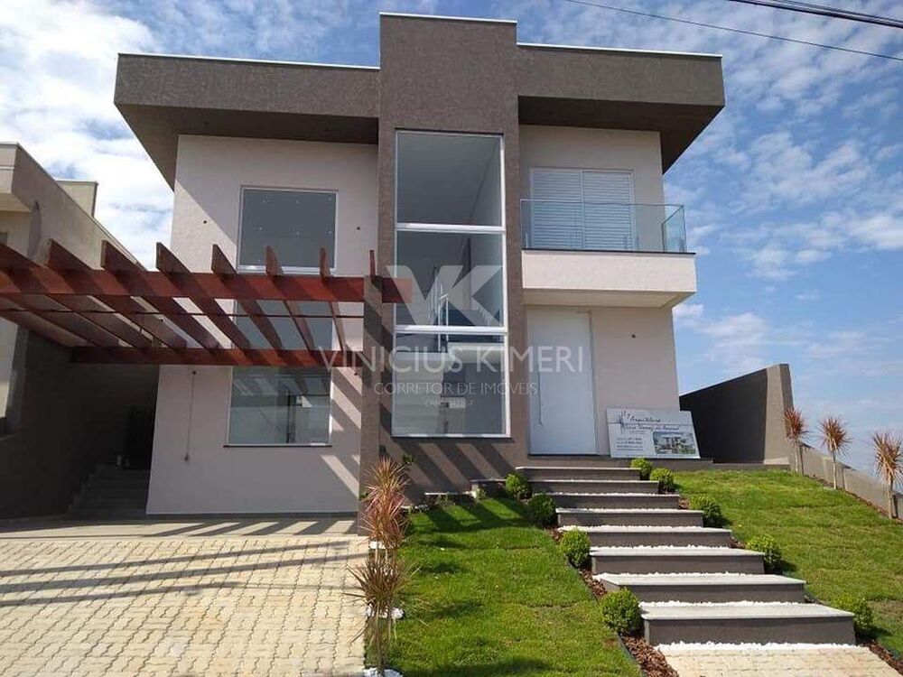 Casa à venda com 3 quartos, 200m² - Foto 2