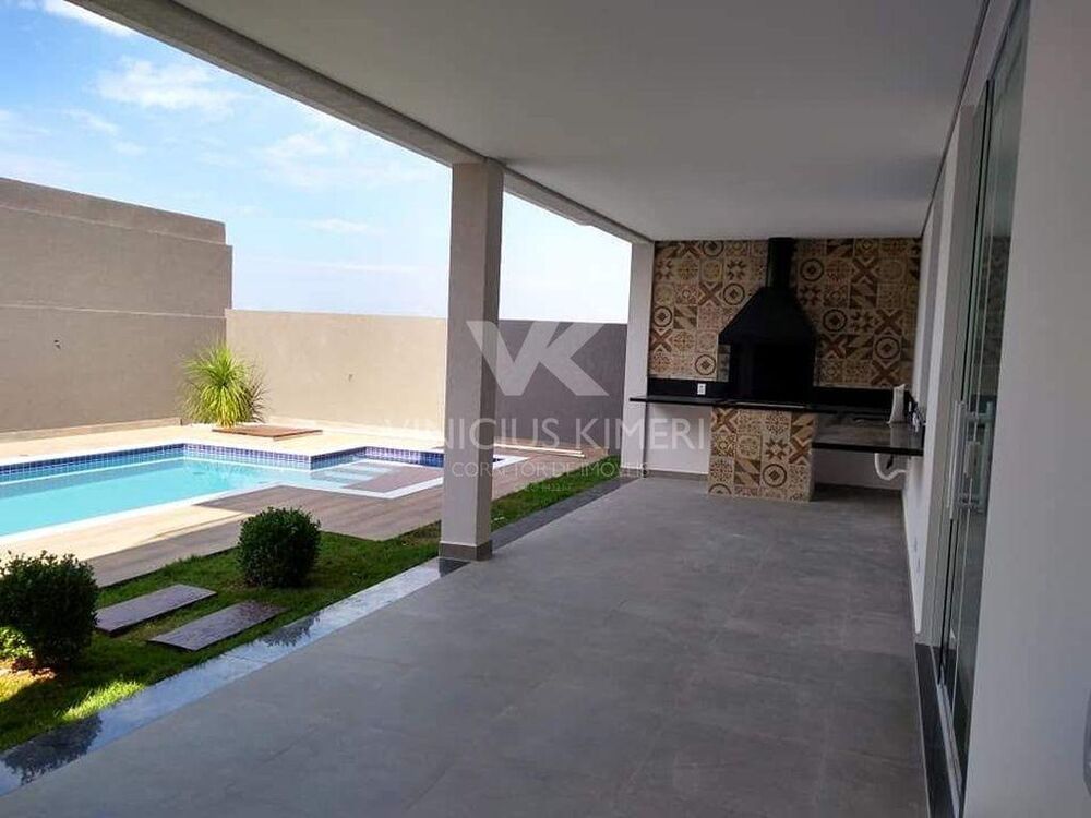 Casa à venda com 3 quartos, 200m² - Foto 3