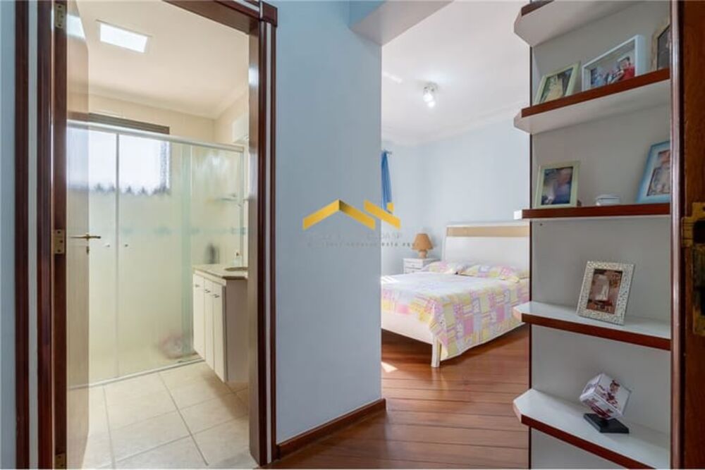 Apartamento à venda com 4 quartos, 214m² - Foto 14