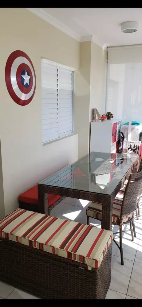 Apartamento à venda com 2 quartos, 68m² - Foto 2