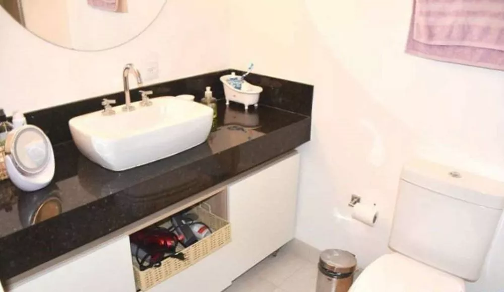 Apartamento à venda com 3 quartos, 150m² - Foto 1