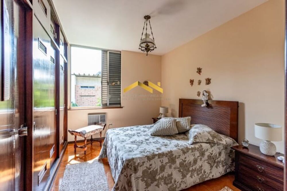 Casa à venda com 3 quartos, 388m² - Foto 13