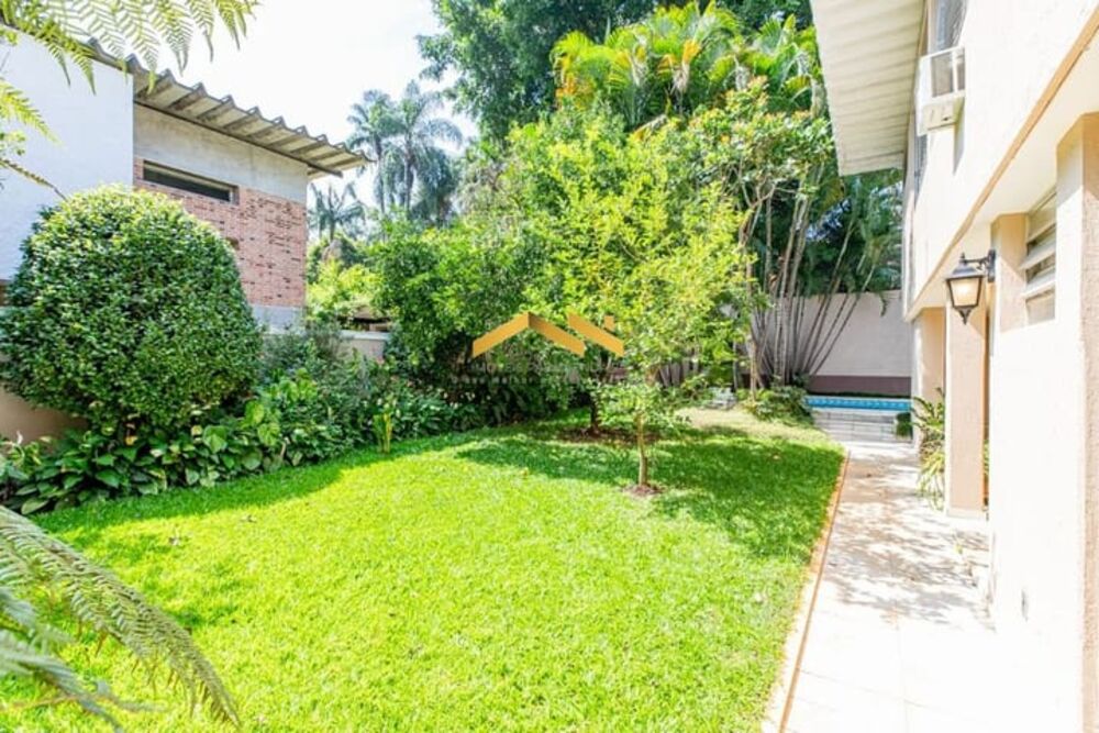 Casa à venda com 3 quartos, 388m² - Foto 8