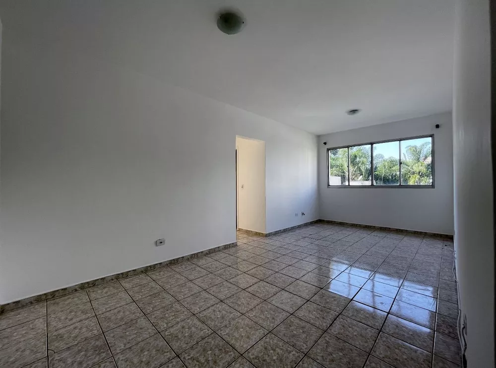 Apartamento à venda com 2 quartos, 70m² - Foto 1