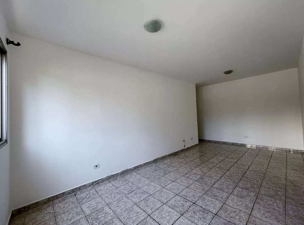 Apartamento à venda com 2 quartos, 70m² - Foto 2