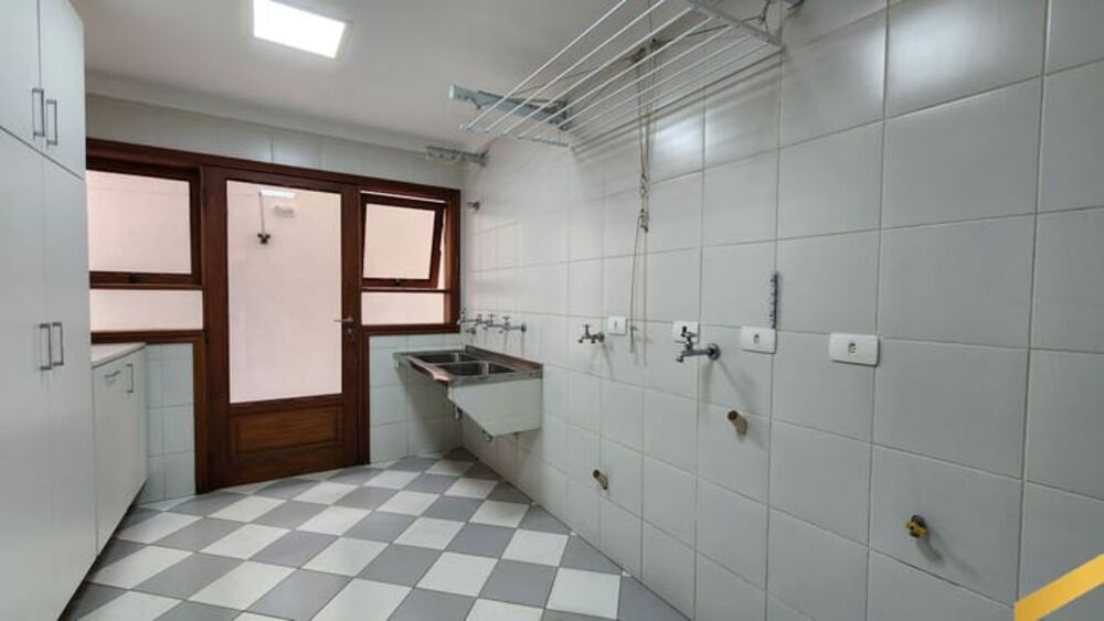 Casa, 4 quartos, 480 m² - Foto 1