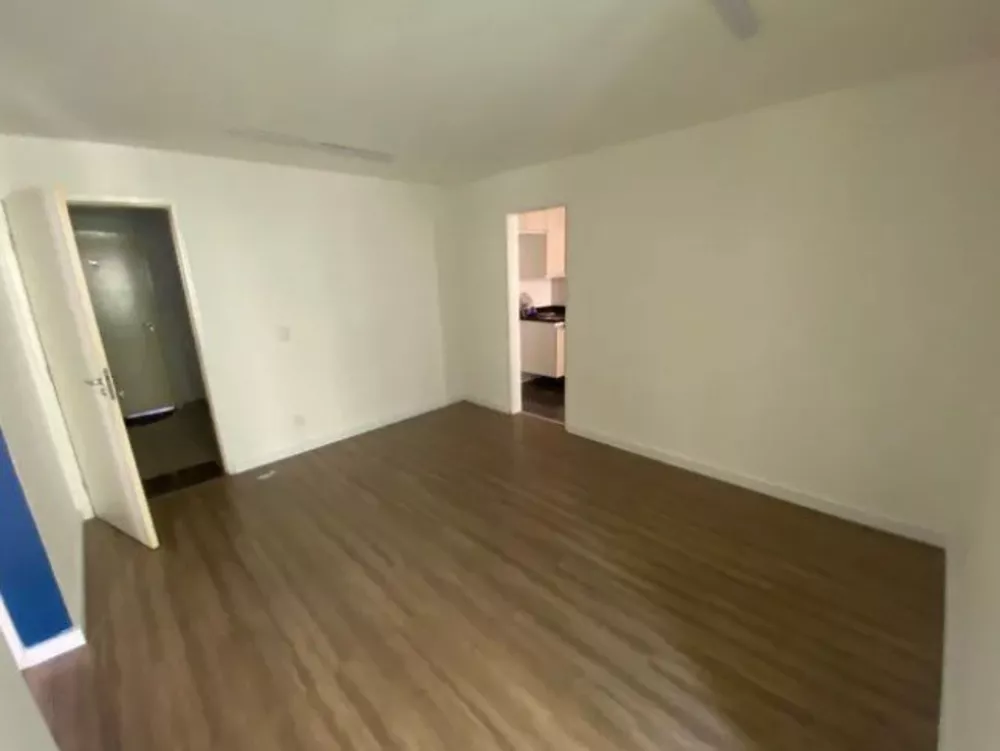 Apartamento à venda com 2 quartos, 55m² - Foto 2