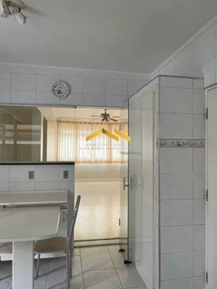 Apartamento à venda com 3 quartos, 105m² - Foto 9