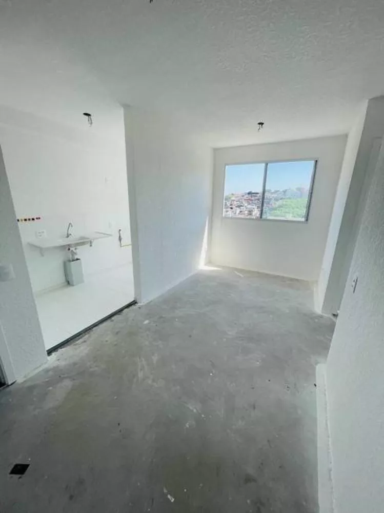 Apartamento à venda com 2 quartos, 41m² - Foto 2