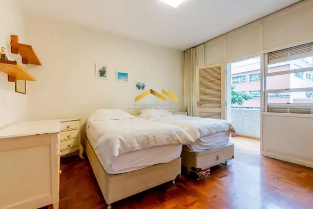 Apartamento à venda com 3 quartos, 173m² - Foto 3