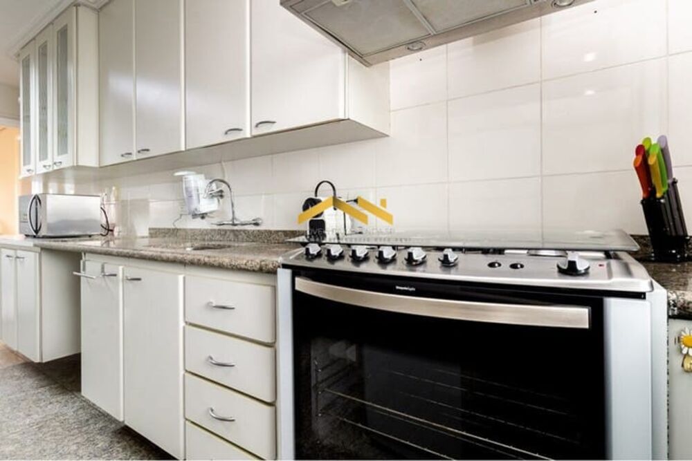 Apartamento à venda com 3 quartos, 158m² - Foto 34