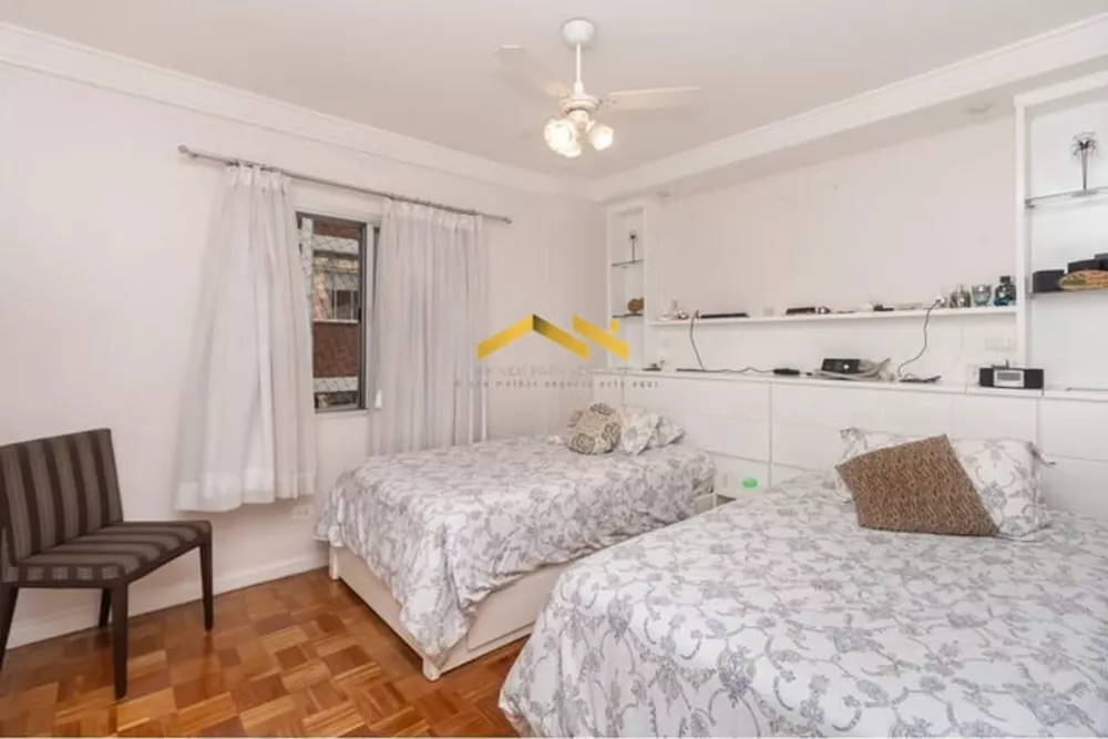 Apartamento à venda com 4 quartos, 200m² - Foto 4