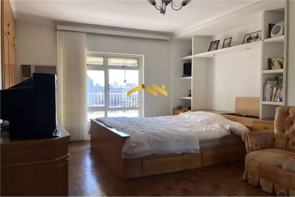 Apartamento à venda com 3 quartos, 270m² - Foto 26