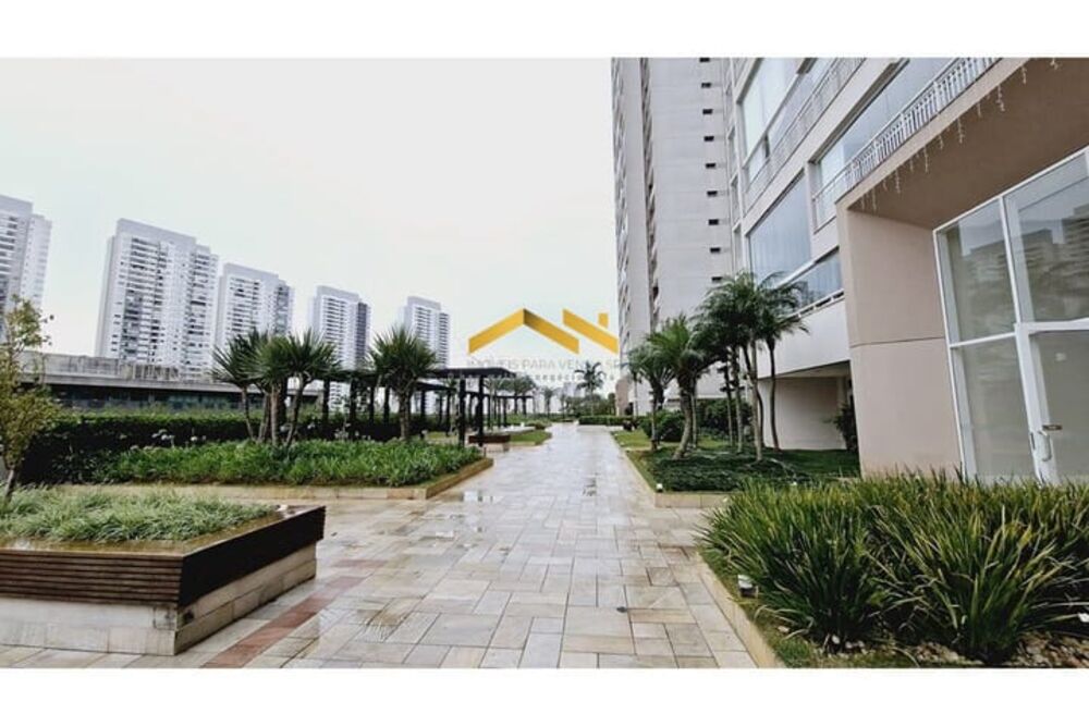Apartamento à venda com 3 quartos, 239m² - Foto 3