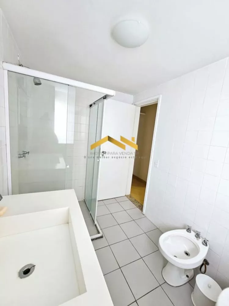 Apartamento à venda com 3 quartos, 134m² - Foto 11