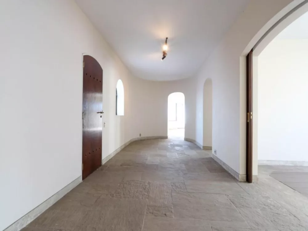 Apartamento à venda com 3 quartos, 285m² - Foto 1