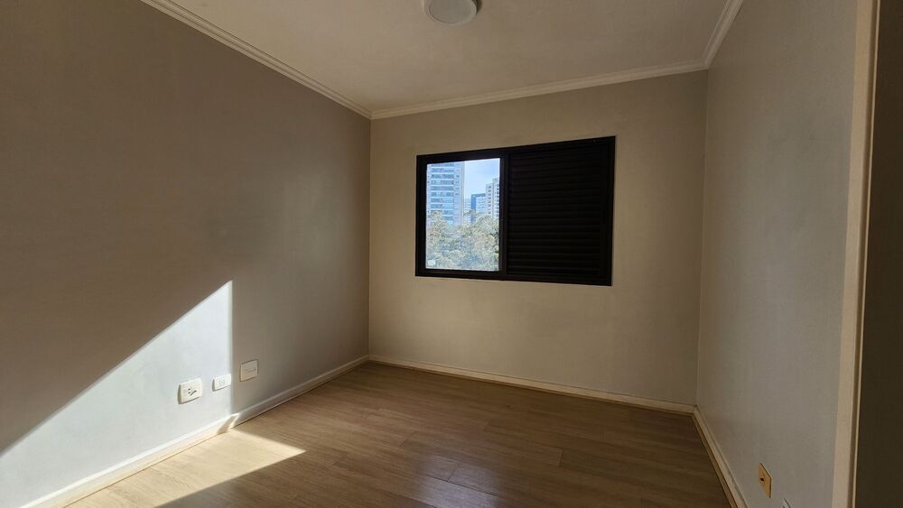 Apartamento à venda com 4 quartos, 175m² - Foto 7