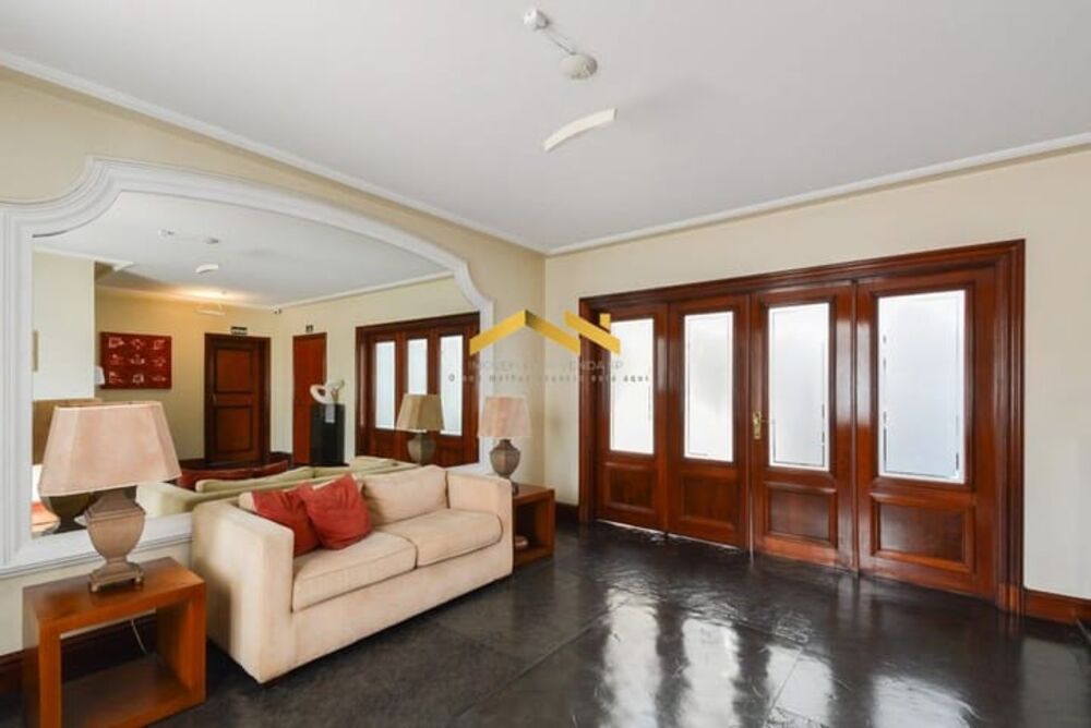 Apartamento à venda com 4 quartos, 246m² - Foto 14