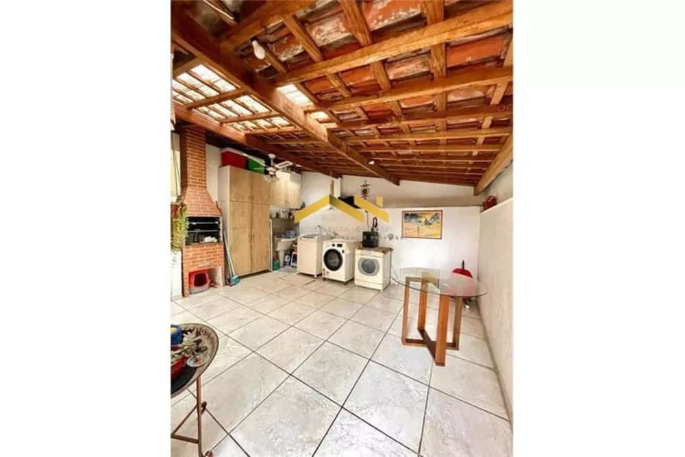 Casa à venda com 4 quartos, 160m² - Foto 6