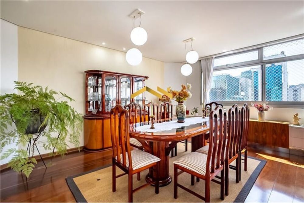 Apartamento à venda com 5 quartos, 296m² - Foto 3