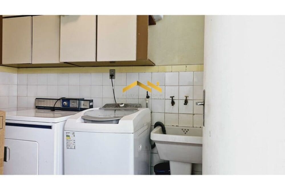 Casa à venda com 3 quartos, 177m² - Foto 8