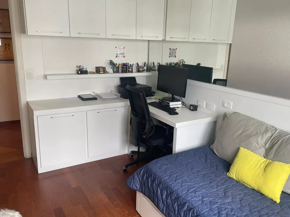 Apartamento à venda com 3 quartos, 200m² - Foto 38