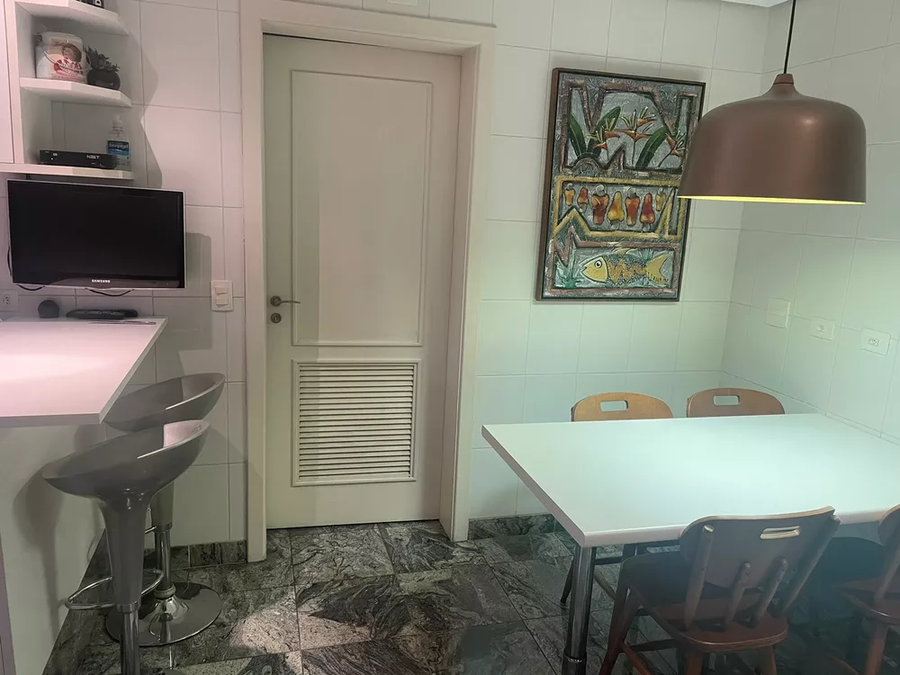 Apartamento à venda com 3 quartos, 200m² - Foto 42