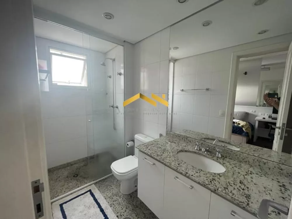 Apartamento à venda com 3 quartos, 200m² - Foto 17