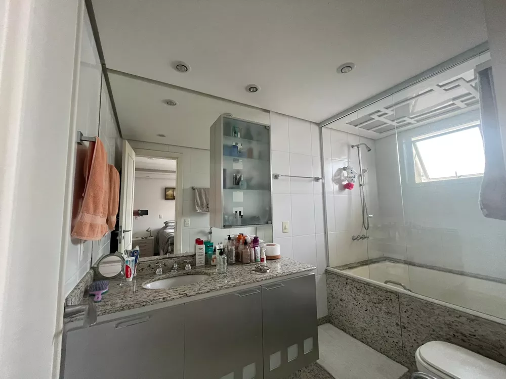 Apartamento à venda com 3 quartos, 200m² - Foto 39