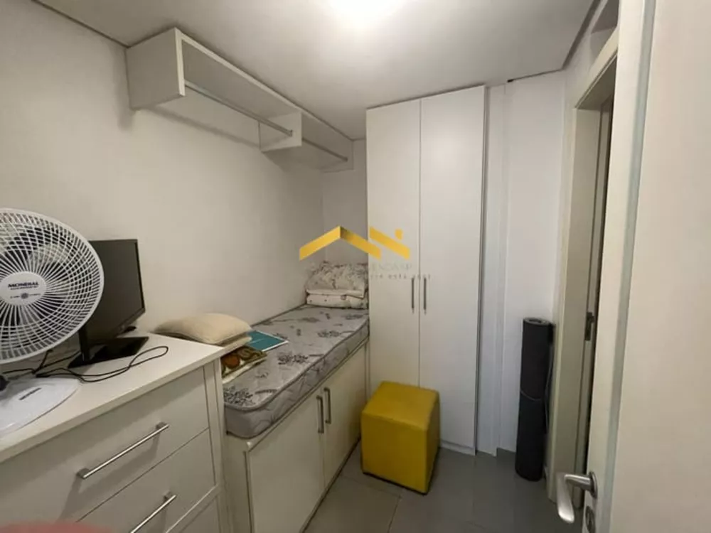 Apartamento à venda com 3 quartos, 200m² - Foto 3