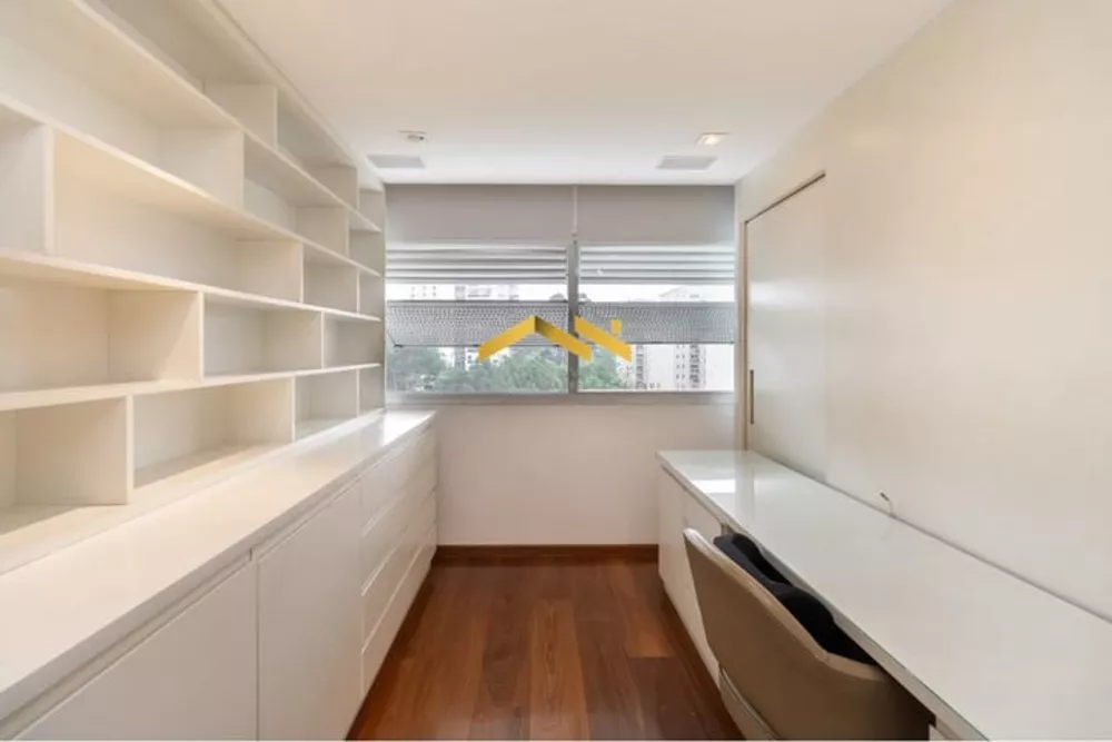 Apartamento à venda com 3 quartos, 170m² - Foto 31