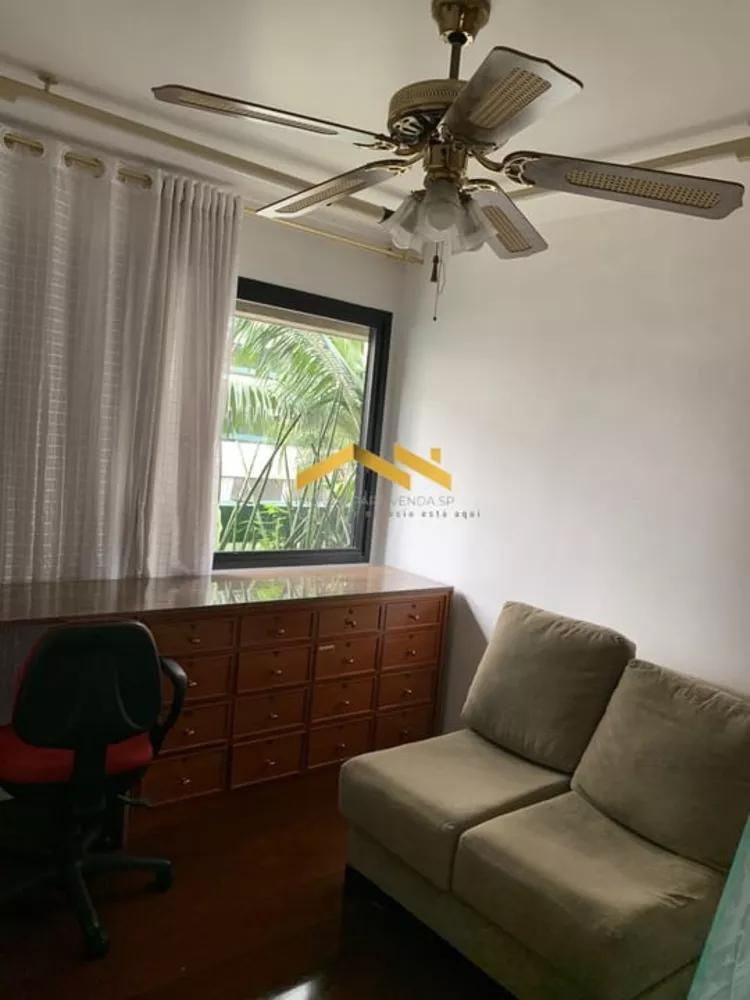 Apartamento à venda com 4 quartos, 155m² - Foto 17