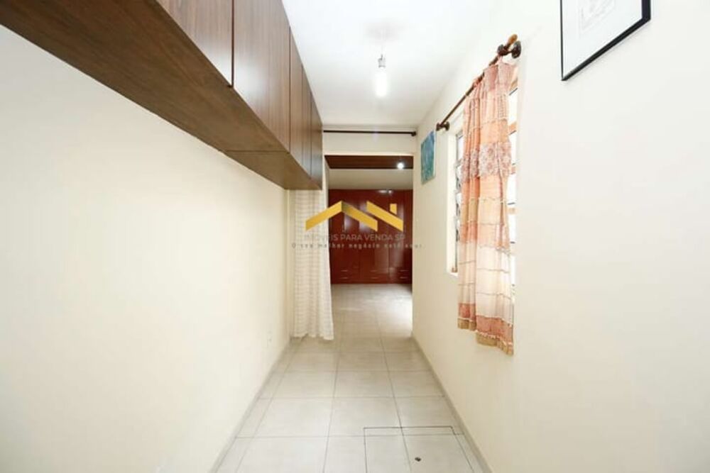 Casa à venda com 2 quartos, 94m² - Foto 9
