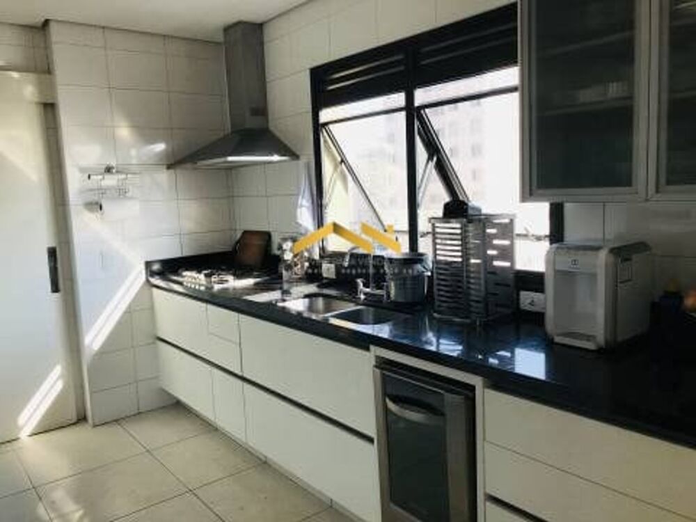 Apartamento, 3 quartos, 272 m² - Foto 15