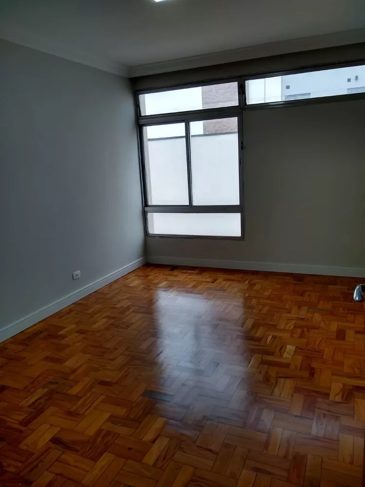 Apartamento à venda com 2 quartos, 72m² - Foto 1