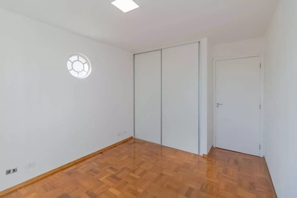 Apartamento à venda com 3 quartos, 105m² - Foto 27