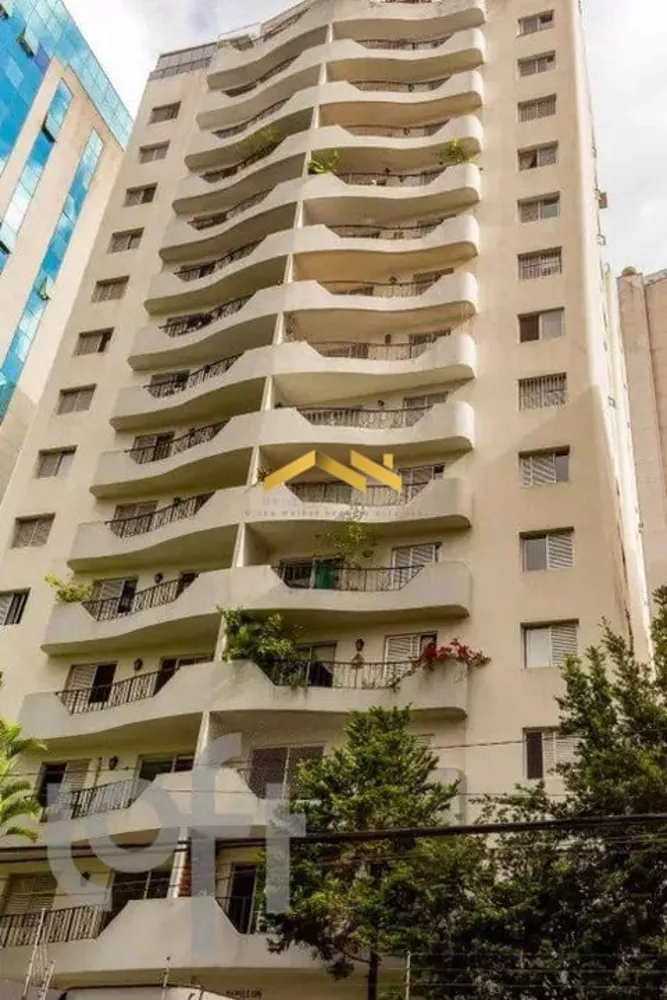 Apartamento à venda com 3 quartos, 95m² - Foto 1